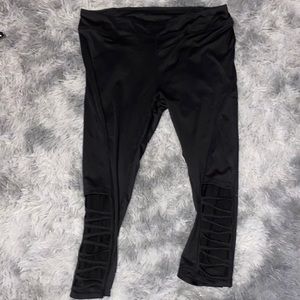 Brand new without tags cropped legging